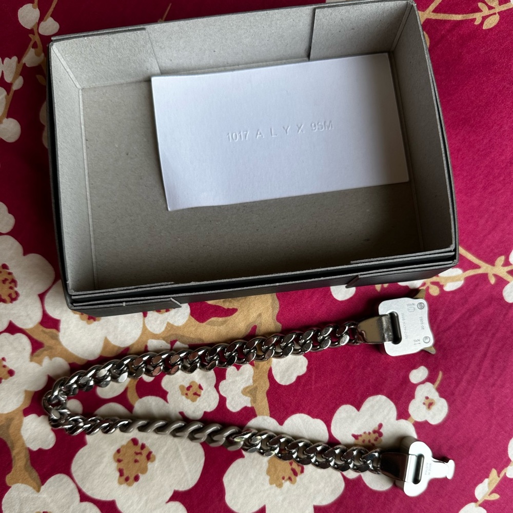 Alyx x Ssense Exclusive Colored Links Buckle Necklace Beige